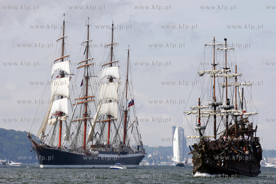 Zatoka Gdanska. Tall Ship Races. Wielka parada. Nz...