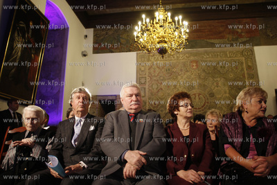 Gdansk. Ratusz Glownomiejski. Lech Walesa otrzymal...