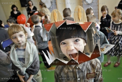 Dzieci z przedszkola nr 2  im. Jana Brzechwy wystapiły...