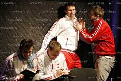 Gdańsk. Scena Muzyczna. Kabaret Skeczów Męczących.
18.02.2012
fot....