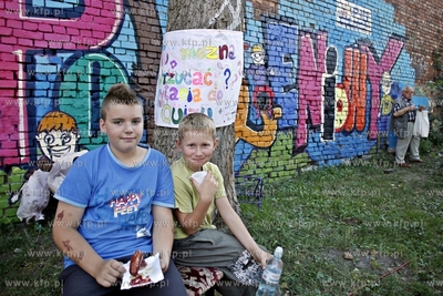 Plac De Gaulle'a w Gdansku Wrzeszczu. Piknik Rodziny...