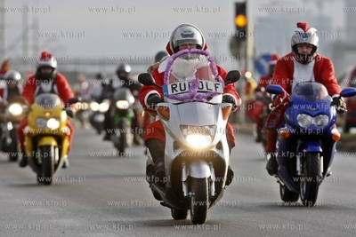 Gdansk. Ul.Marynarki Polskiej. XII edycja parady Mikolaje...