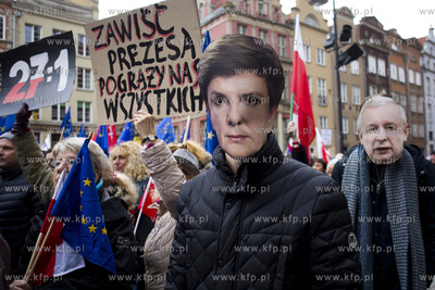 Gdańsk. Długi Targ. Manifestacja jedności z Europą...