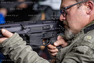 Akademia Marynarki Wojennej w Gdyni. Trenuj w wojskiem...