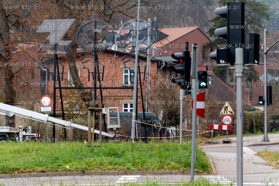 Oliwa. Nowy drogowskaz przy ul. Spacerowej w pobliżu...