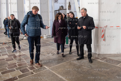 Prace remontowo - konserwatorskie w Bazylice Mariackiej...