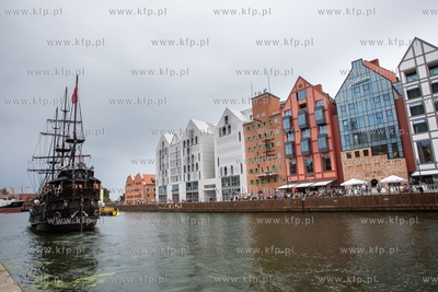 Gdańsk, Wyspa Spichrzów. 18.08.2019 / fot. Anna Rezulak...