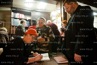 Gdansk. Filia Gdanskiej WiMBP. Spotkanie poetyckie...