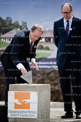 Gdansk. Uroczystosc wmurowania kamienia wegielnego...