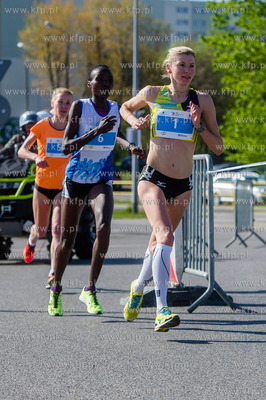 Plac Dwoch Miast. PKO Polmaraton Sopot 2015.
Nz Olha...