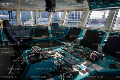 Gdynia. Nabrzeże Francuskie. Wizyta robocza fregaty...