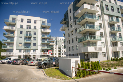 Gdynia, Karwiny. Apartamenty na Polanie. 04.03.2016
fot....