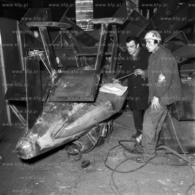 Antoni Debski i Andrzej Maculewicz przy budowie batyplana...