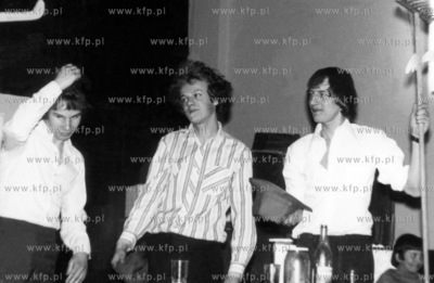 Donald Tusk - okres I Liceum Ogolnoksztalcace im Mikolaja...