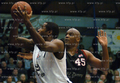 Slupsk hala Gryfia, mecz koszykowki Energa Czarni Slupsk...