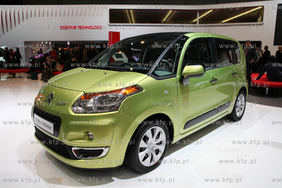 Targi motoryzacyjne w Genewie. Nz. Citroen C3 Picasso
03.03.2010
fot....