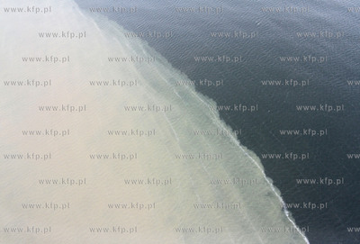 Ujscie Wisly do morza. Do Baltyku trafila zanieczyszczona...