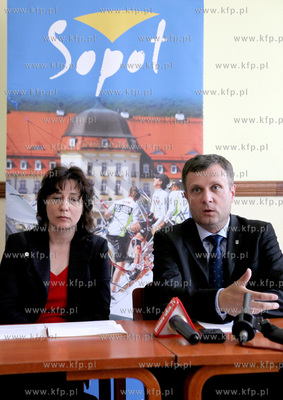 Konferencja prasowa prezydenta Sopotu Jacka Karnowskiego,...