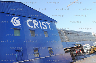 Stocznia Gdynia S.A. NA terenie zakladu dziala obecnie...