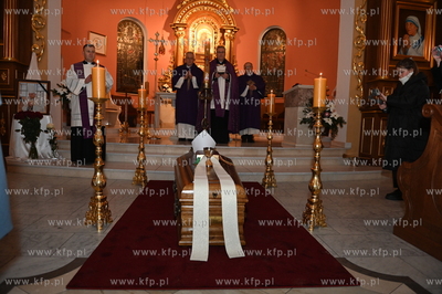 Gdynia. Sanktuarium Miłosierdzia Bożego.  Msza Święta...