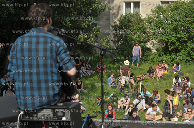 Streetwaves czyli artystyczna akcja miejska w Gdansku...