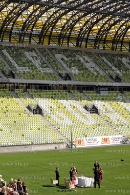 Slub na stadionie PGE Arena w Gdansku. Inga Szwarc...