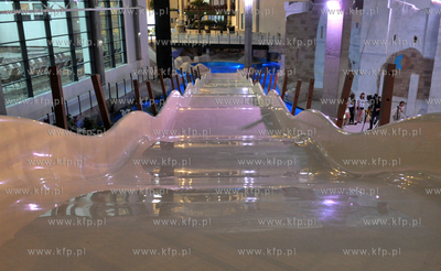 Otwarcie Aquaparku Reda w Redzie. Atrakcją jest akwarium,...