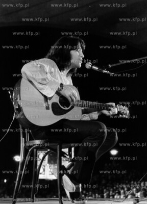 Wloski piosenkarz Drupi na Festiwalu Piosenki w Sopocie....