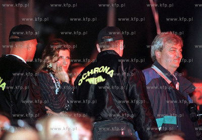 Ochroniarze w akcji na festiwalu piosenki Sopot'98...