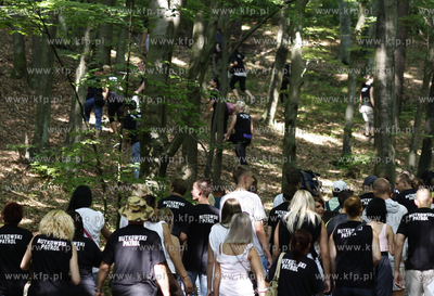 Lasy Oliwskie. Poszukiwania zaginionej Iwony Wieczorek,...