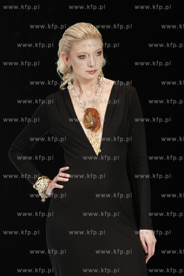 Gdansk. Gala Bursztynu i Mody Amberif 2011. Nz  pokaz...