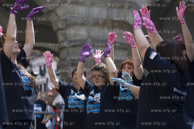 Parada ul. Długą i Długi Targ w Gdańsku kończąca...
