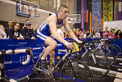 Kompleks Alchemia w Gdańsku. II edycja zawodów triathlonowych...