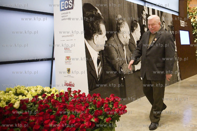 Europejskie Centrum Solidarności. Lech Wałęsa otrzymał...