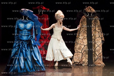 Opera Bałtycka. Opera Tu!Tu! Trochę w wąsach, trochę...