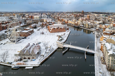 Zima w Gdańsku. Panorama Gdańska. 15.02.2025 fot....
