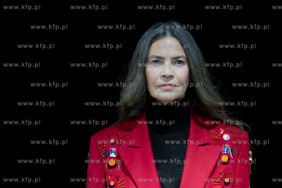 Pokaz mody i bursztynu AMBER Vibes podczas międzynarodowych...