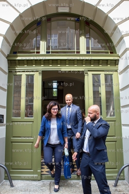 Przekazanie sześciu rodzinom kluczy do nowo wyremontowanej...