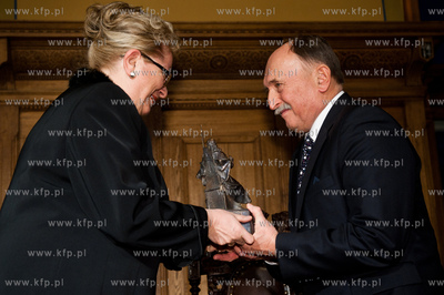 Gdansk. Ratusz Staromiejski. Uroczystosc wreczenia...