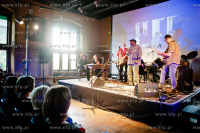 Gdansk. Ratusz Staromiejski. Nadbaltyckie Centrum Kultury....