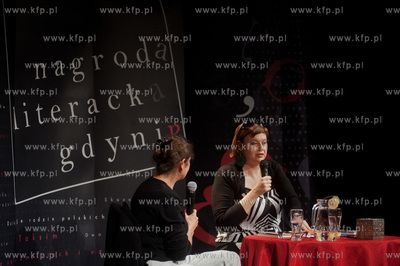 Gdynia. Teatr Miejski im Witolda Gombrowicza. Jesienne...