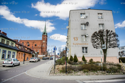 Koscierzyna. Kosciol parafialny pw. Zmartwychwstania...