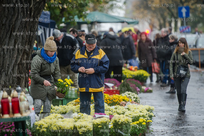 Gdańsk. Cmentarz św. Jadwigi w Nowym Porcie. Dzień...