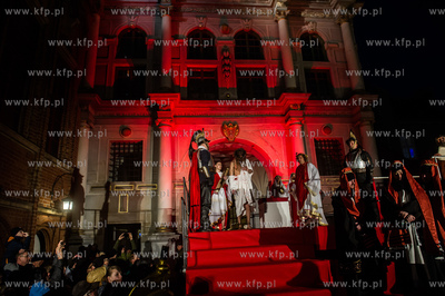 Gdańsk. Plac przed Złota Bramą. XII Misterium Męki...