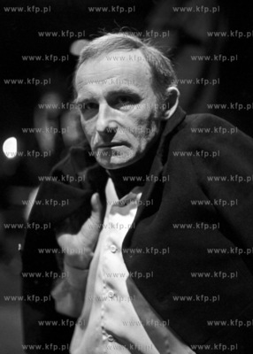 Aktor Teatru Wybrzeze Henryk Bista. 
31.10.1979
5pazdziernik79_z.kosycarz_p49
Fot....