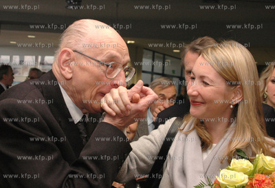 Nadanie tytulu doktora honoris causa Uniwersytetu Gdanskiego...