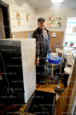 W dzielnicy Leszczynki w Gdyni na przytorzu pomiedzy...