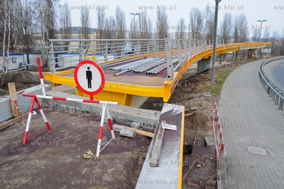 Budowa estakady rowerowej wzdluz Estakady Kwiatkowskiego...