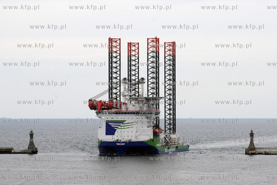 Zbudowany w Gdyni  przez Stocznie CRIST Innovation...