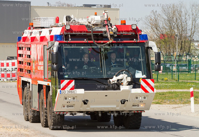 W Porcie Lotniczym Gdansk odbyly sie wspolne cwiczenia...